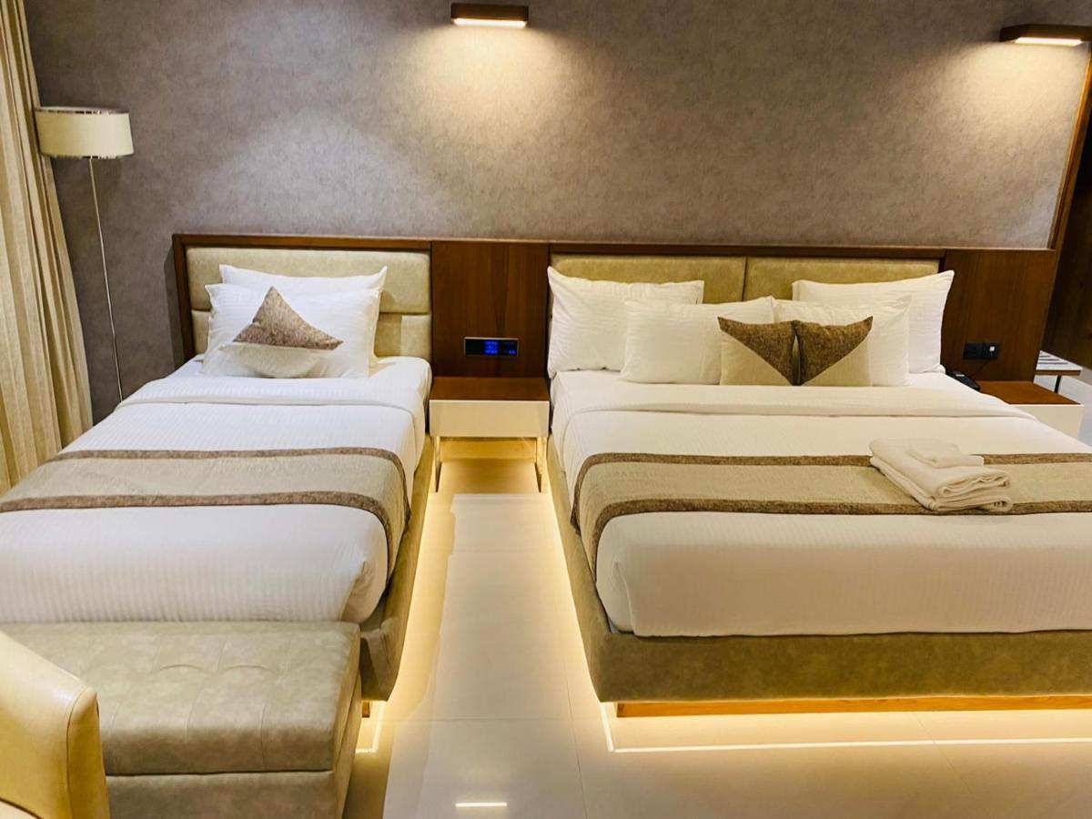 Royal Plaza Suites By Rak Rooms, Mangaluru Esterno foto