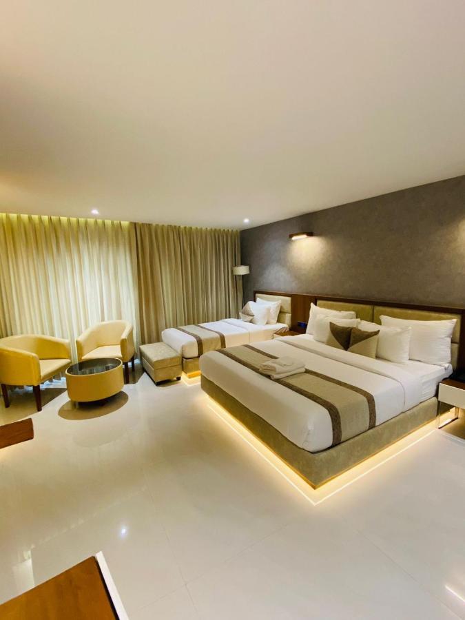 Royal Plaza Suites By Rak Rooms, Mangaluru Esterno foto