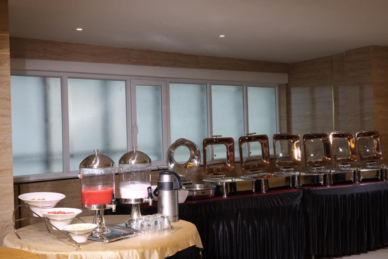 Royal Plaza Suites By Rak Rooms, Mangaluru Esterno foto